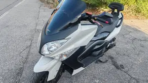 Yamaha T-Max 500 White Max (2010 - 11)  (5)