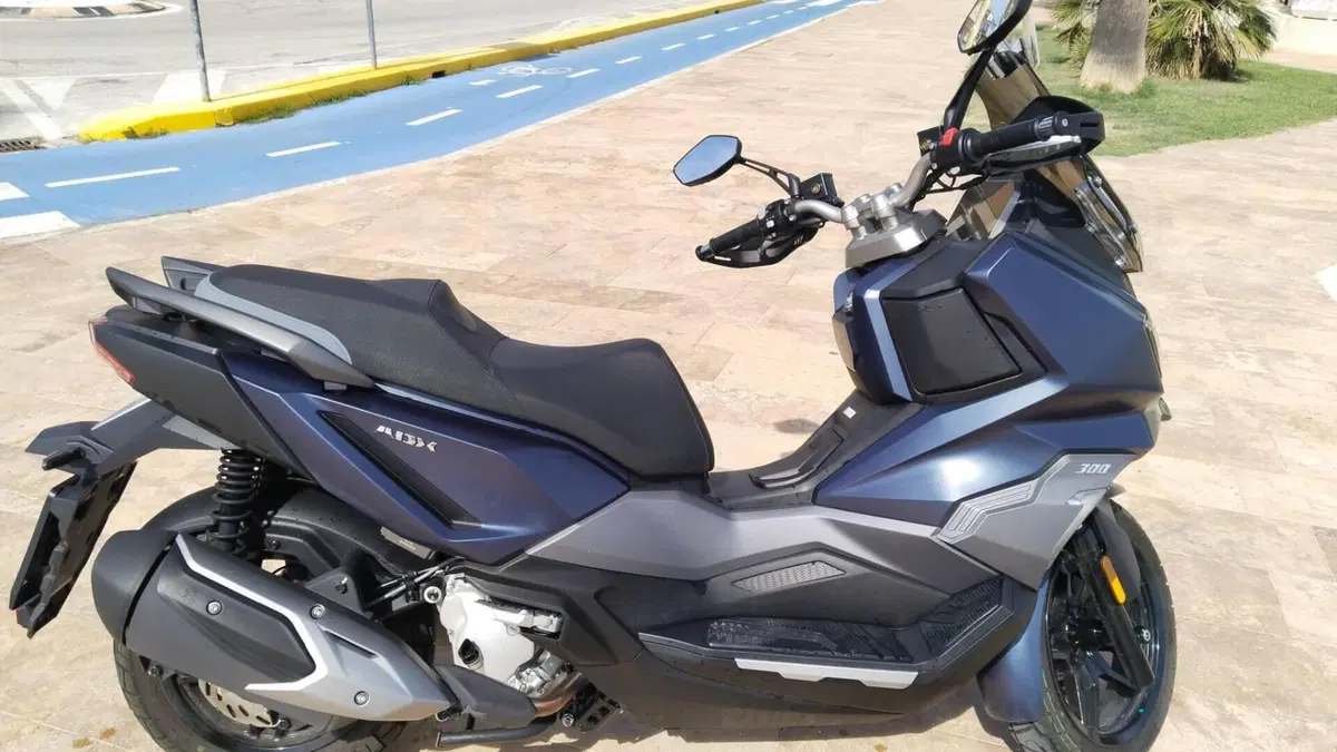Sym ADX 300 (2024 - 26)  (10)