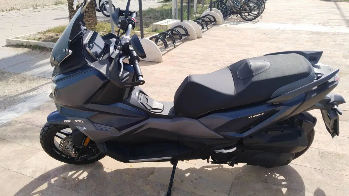 Sym ADX 300 (2024 - 26)  (11)