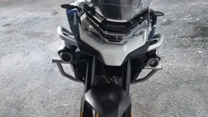 CFMOTO 800MT Explore (2023 - 26)  (2)