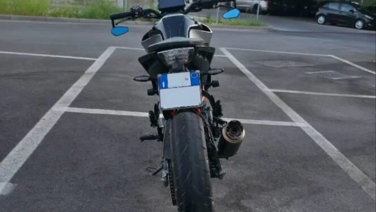 KTM 390 Duke (2021 - 23)  (4)