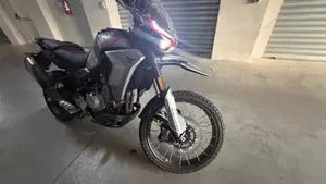 Moto Morini Allthrike 450 (2025 - 26)  (3)