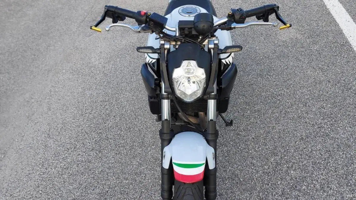 Yamaha MT-03 (2006 - 14)  (5)