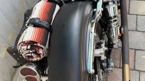 Harley-Davidson   (11)