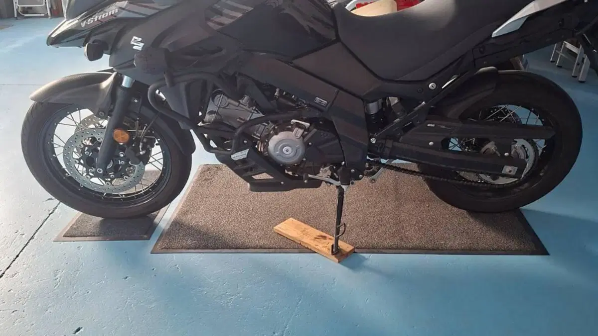 Suzuki V-Strom 650 ABS (2017 - 20)  (2)