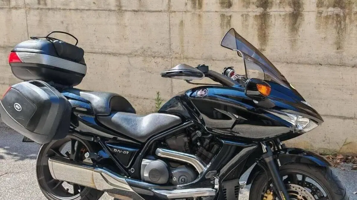 Honda DN-01  (3)