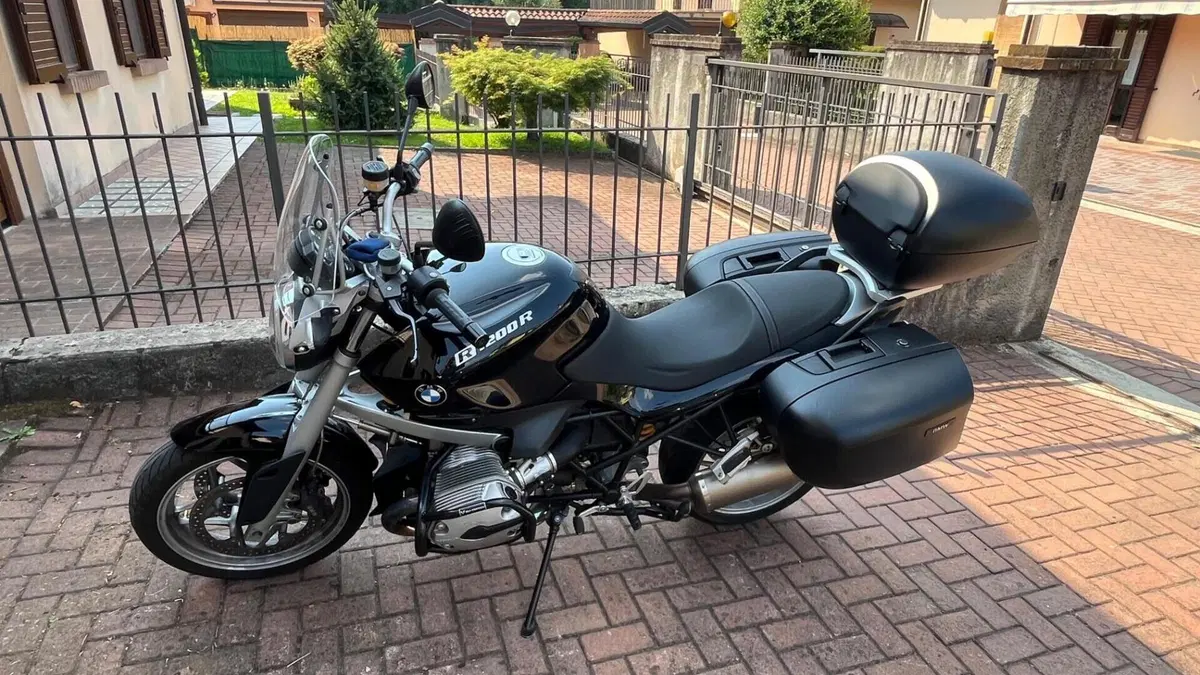 Bmw R 1200 R (2006 - 11)  (2)