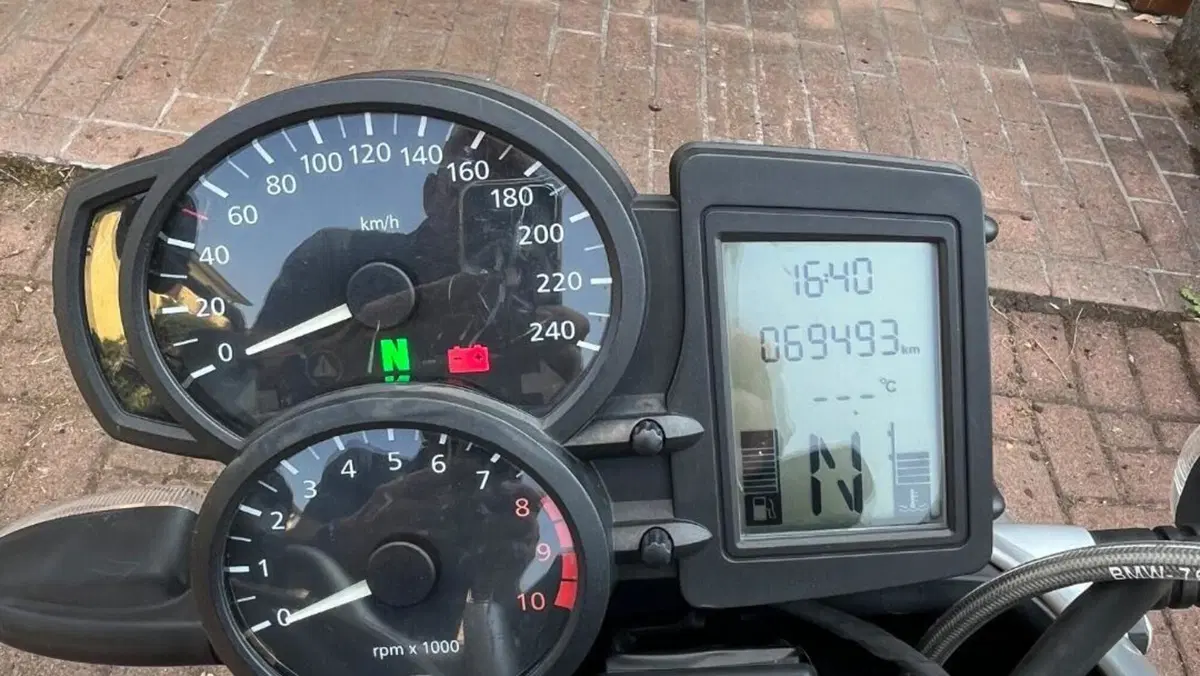 Bmw R 1200 R (2006 - 11)  (6)