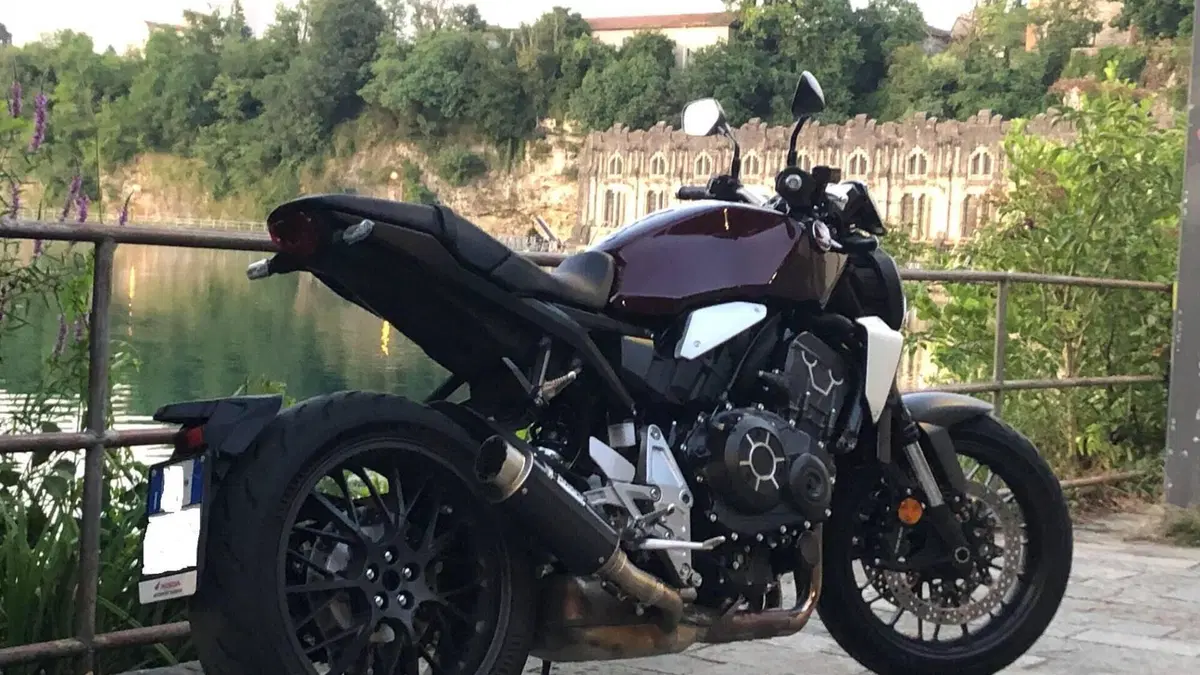 Honda CB 1000 R (2021 - 25)  (5)