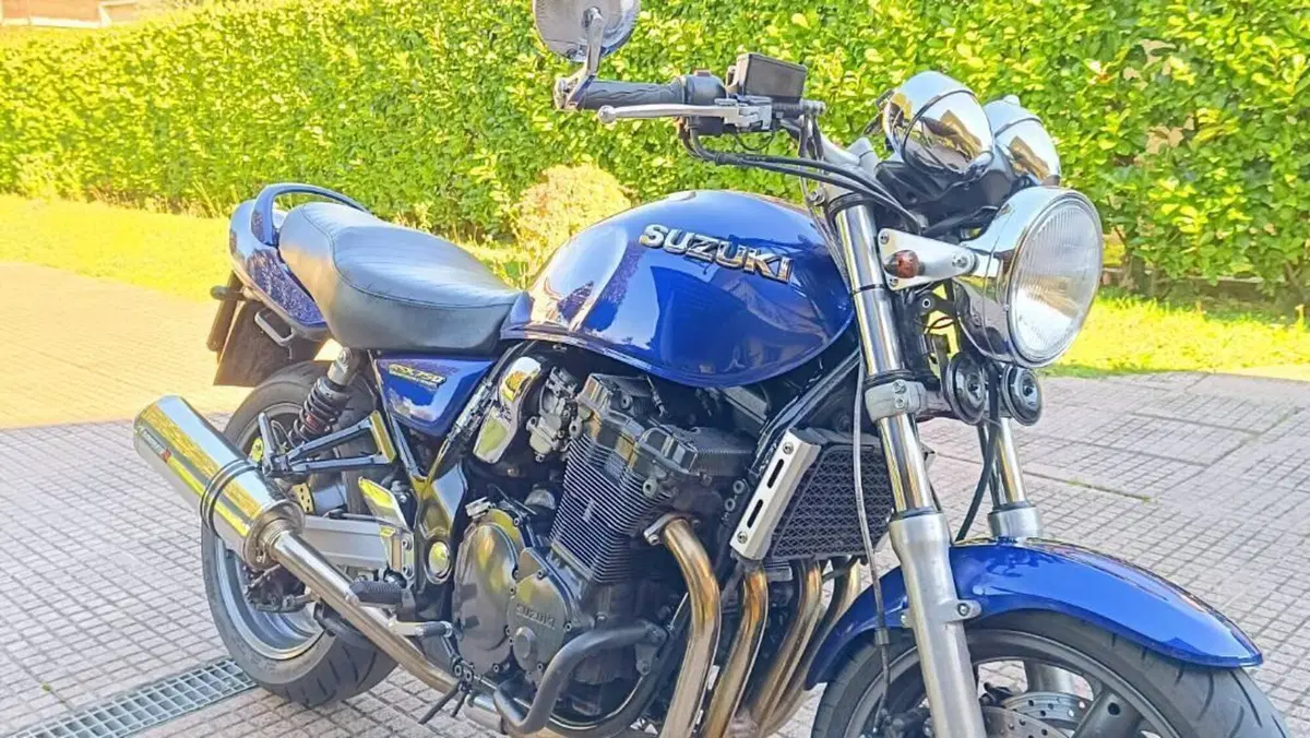 Suzuki GSX 750 (1998 - 03) 