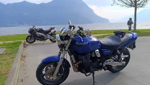 Suzuki GSX 750 (1998 - 03)  (11)