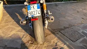 Triumph Thruxton RS Final Edition (2024 - 25)  (2)