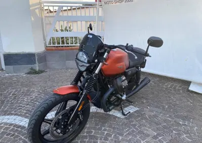 Moto Guzzi V7 Stone (2021 - 24) - Annuncio 10116133