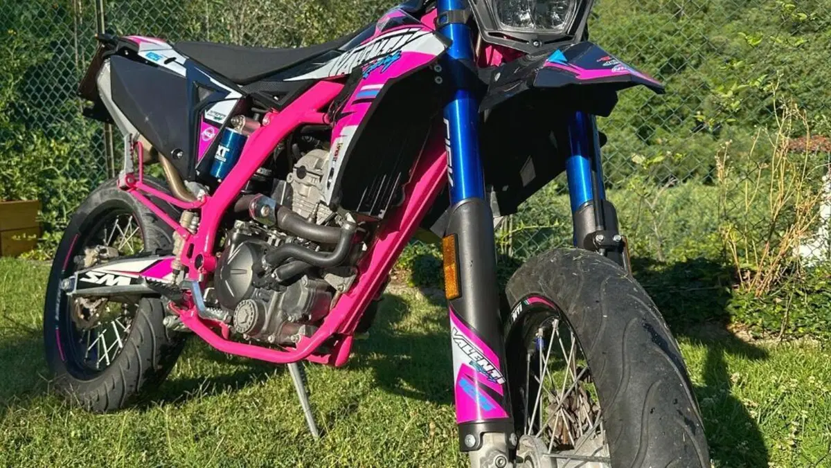 Valenti Racing SM 125 Z (2020 - 22)  (4)