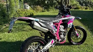 Valenti Racing SM 125 Z (2020 - 22)  (16)