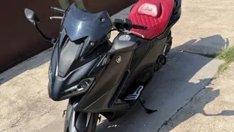 Yamaha T-Max 560 (2022 - 24) usata
