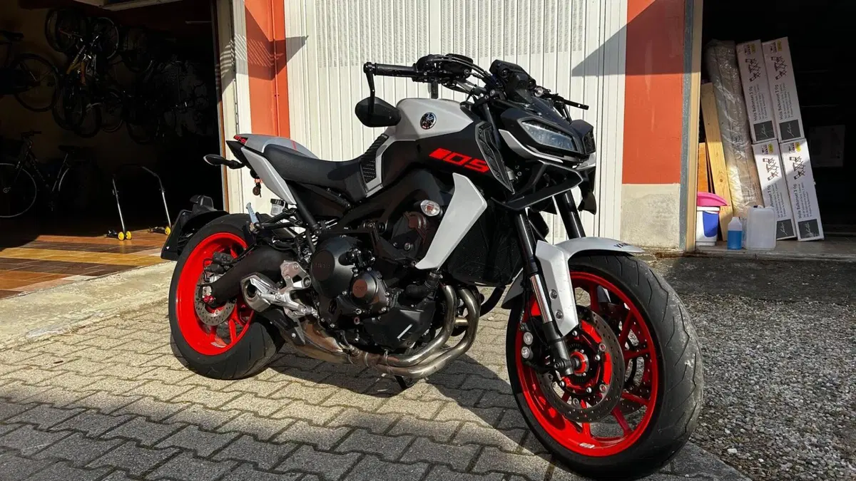 Yamaha MT-09 (2017 - 20) 