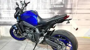Yamaha MT-09 (2021 - 23)  (2)