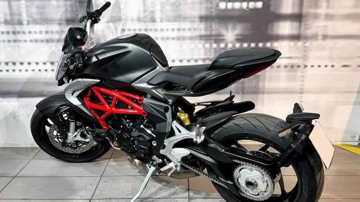 MV Agusta Brutale 800 EAS ABS (2016 - 19)  (2)