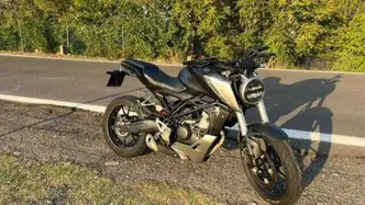 Honda CB 125 R (2018 - 20) usata