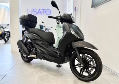 Piaggio Beverly 300 ABS-ASR (2021 - 25) - Annuncio 10113426