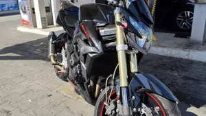 Suzuki GSR 750 (2010 - 15)  (5)