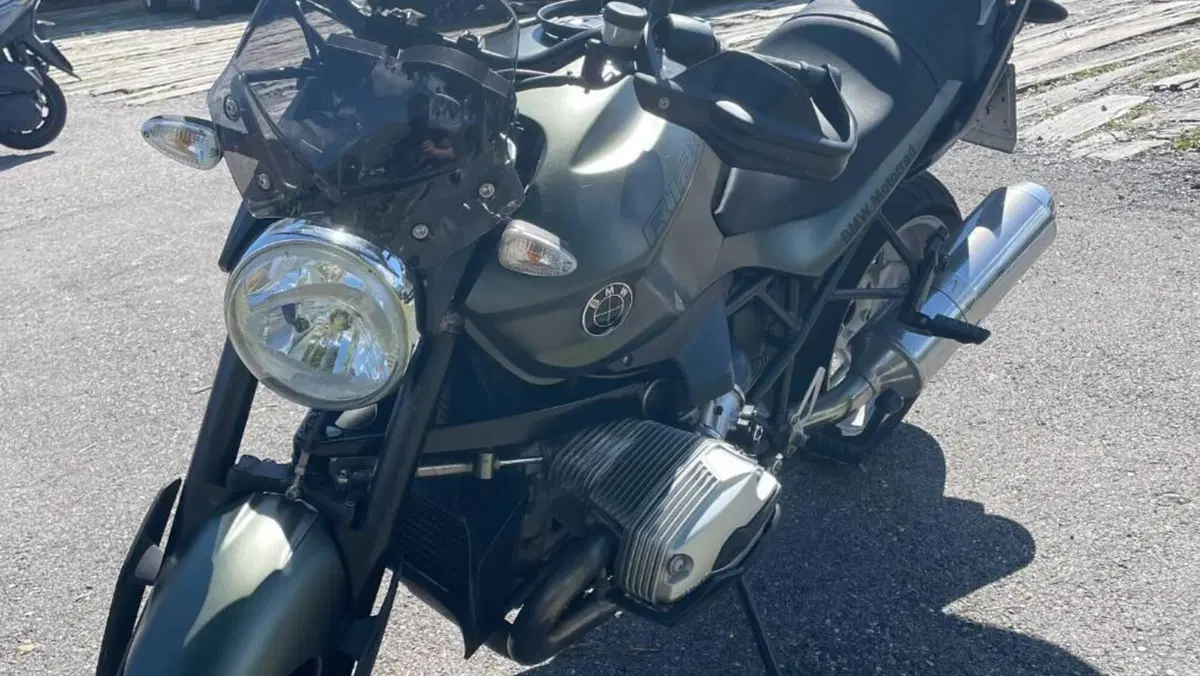 Bmw R 1200 R (2006 - 11)  (2)