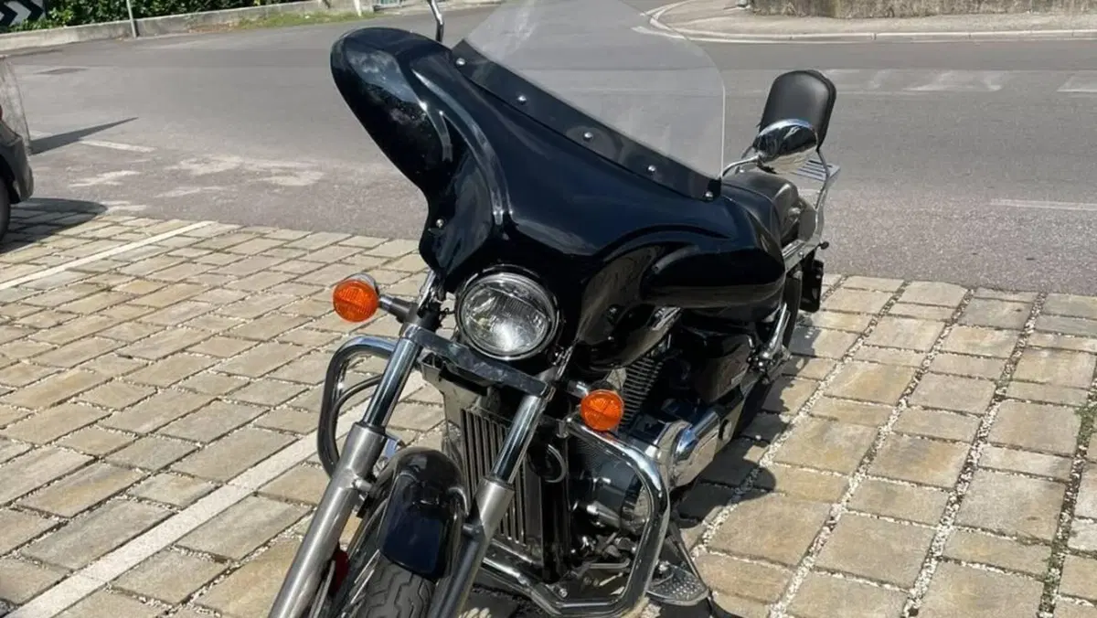 Honda VT 750 Shadow Spirit  (5)