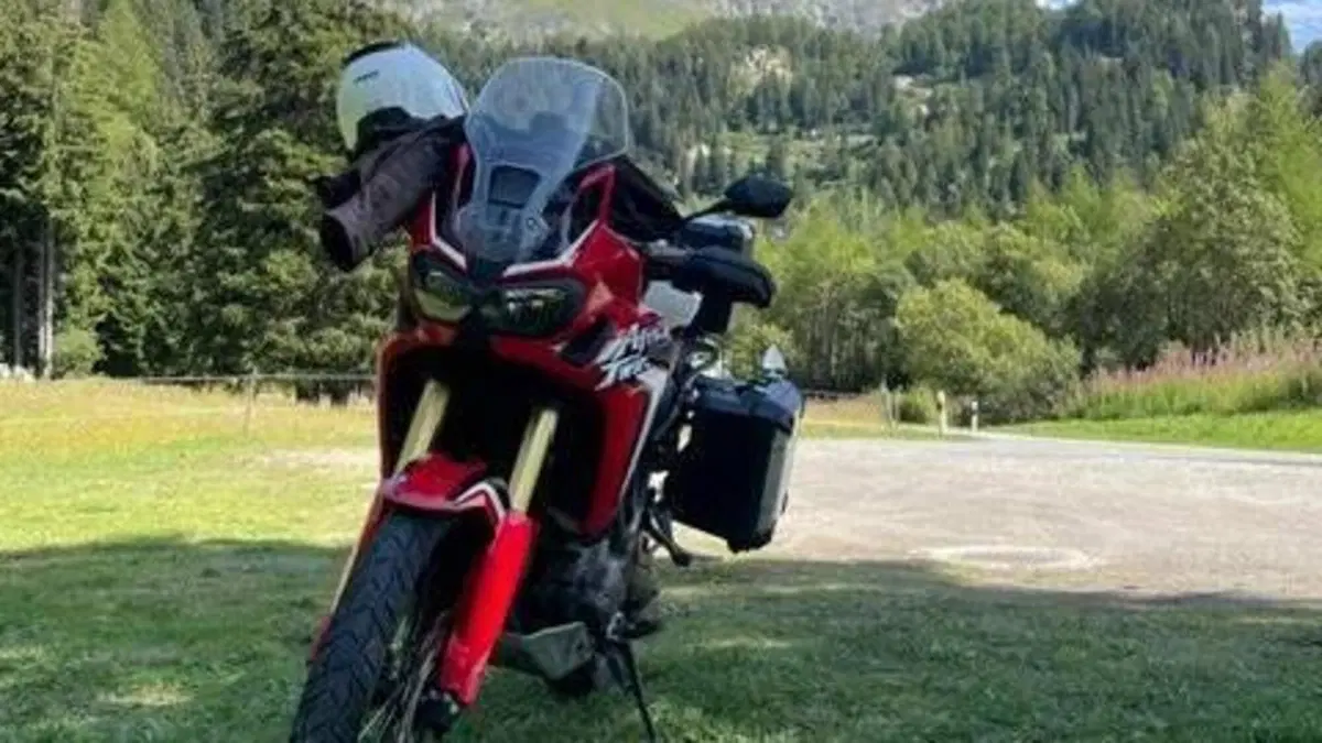 Honda Africa Twin CRF 1000L (2016 - 17)  (2)