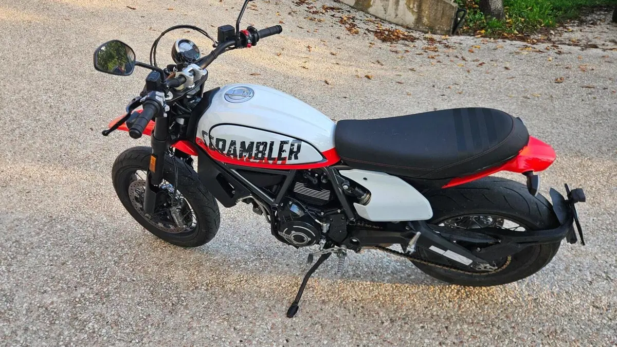 Ducati Scrambler 800 Urban Motard (2022)  (3)
