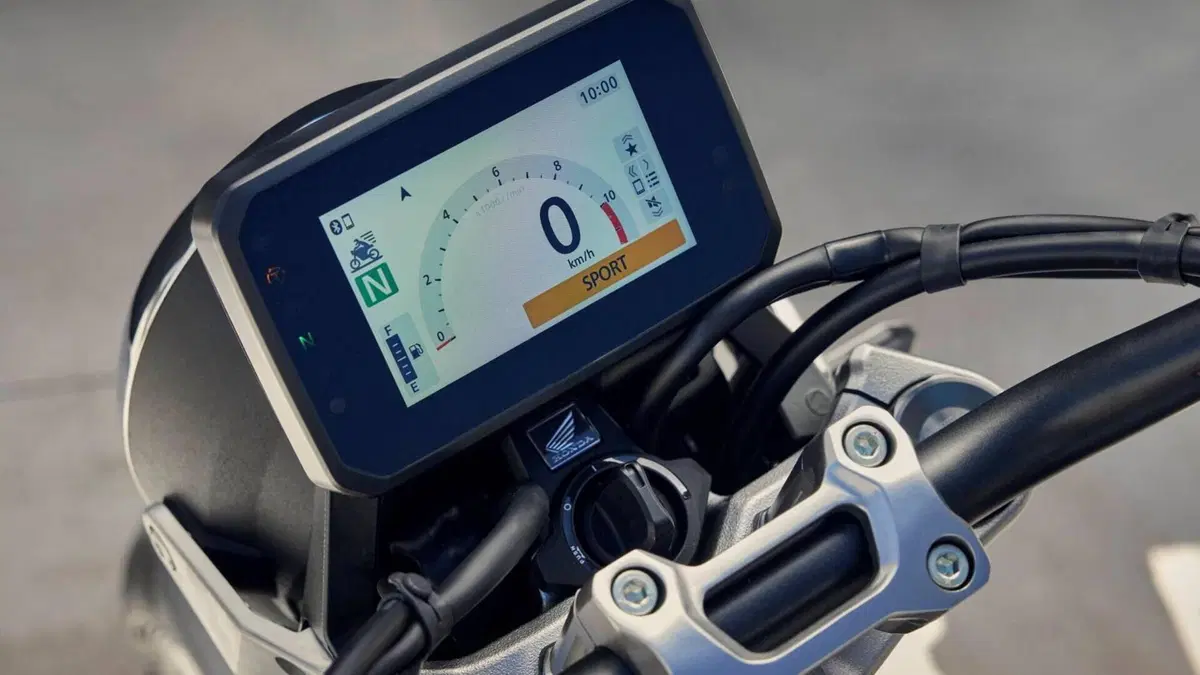 Honda CB 1000 F (2026)  (11)