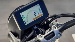 Honda CB 1000 F (2026)  (11)