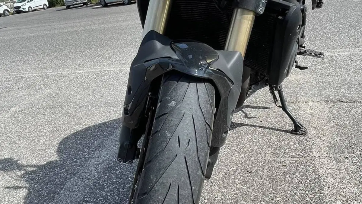 Benelli 752 S (2022 - 25)  (4)