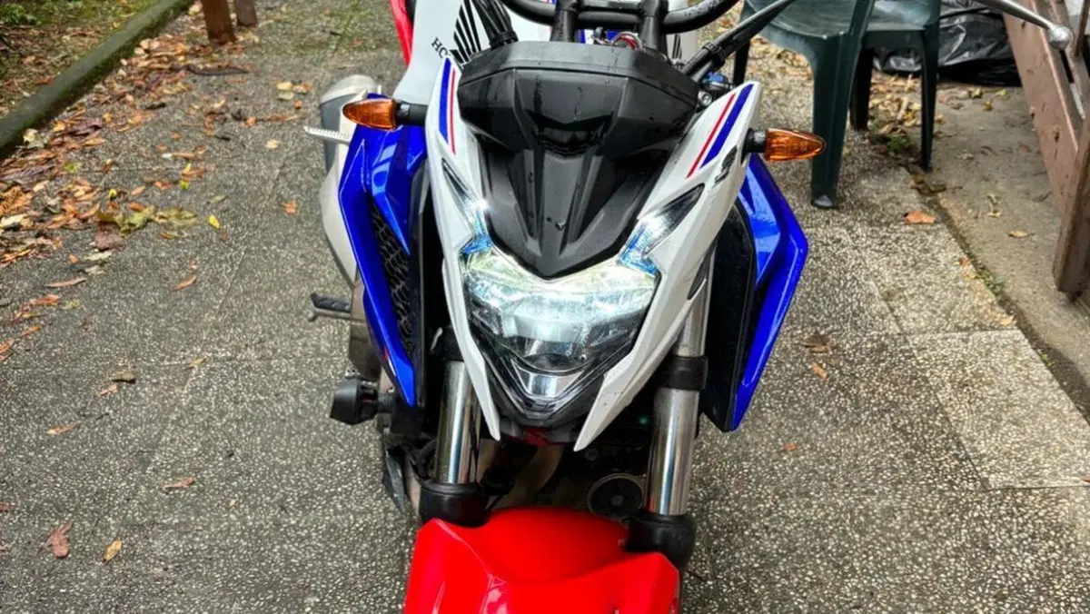 Honda CB 500 F ABS (2016)  (2)