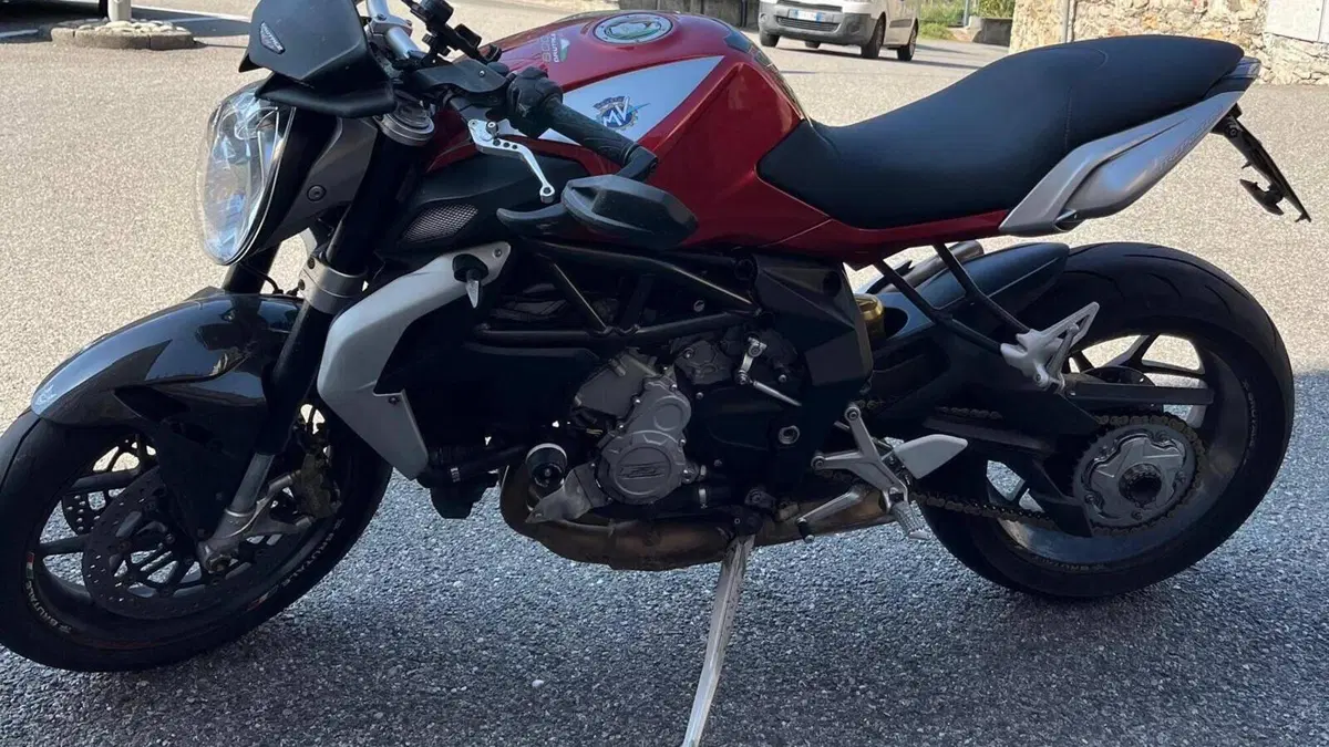 MV Agusta Brutale 800 EAS (2012 - 14)  (3)