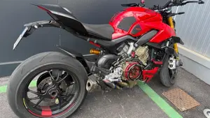Ducati Streetfighter V4 1100 S (2021 - 22)  (3)