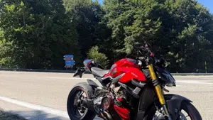 Ducati Streetfighter V4 1100 S (2021 - 22)  (4)