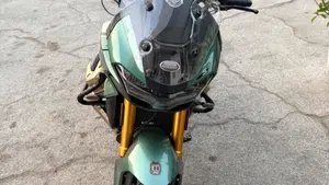Moto Guzzi V100 Mandello S (2022 - 24)  (4)