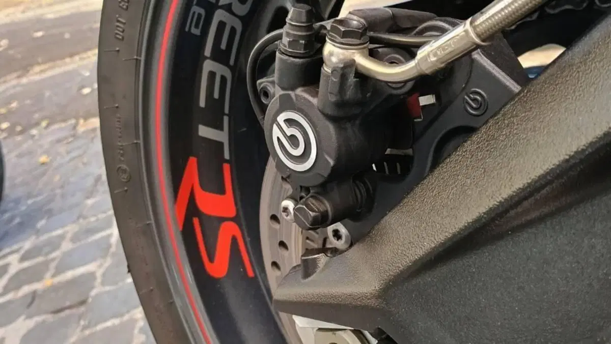 Triumph Street Triple RS (2017 - 19)  (8)