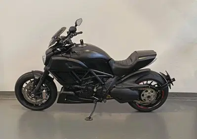Ducati Diavel 1200 Carbon (2014 - 16) - Annuncio 10116398