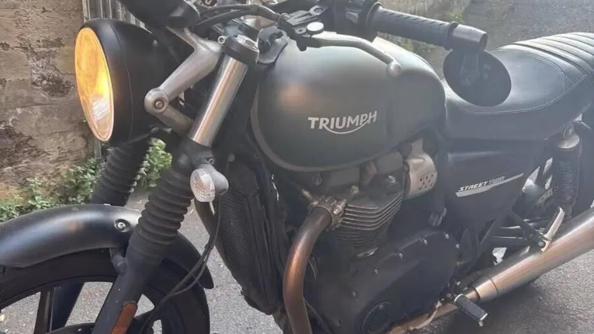 Triumph Street Twin 900 (2017 - 18)  (3)