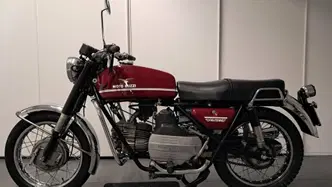 Moto Guzzi Nuovo Falcone epoca