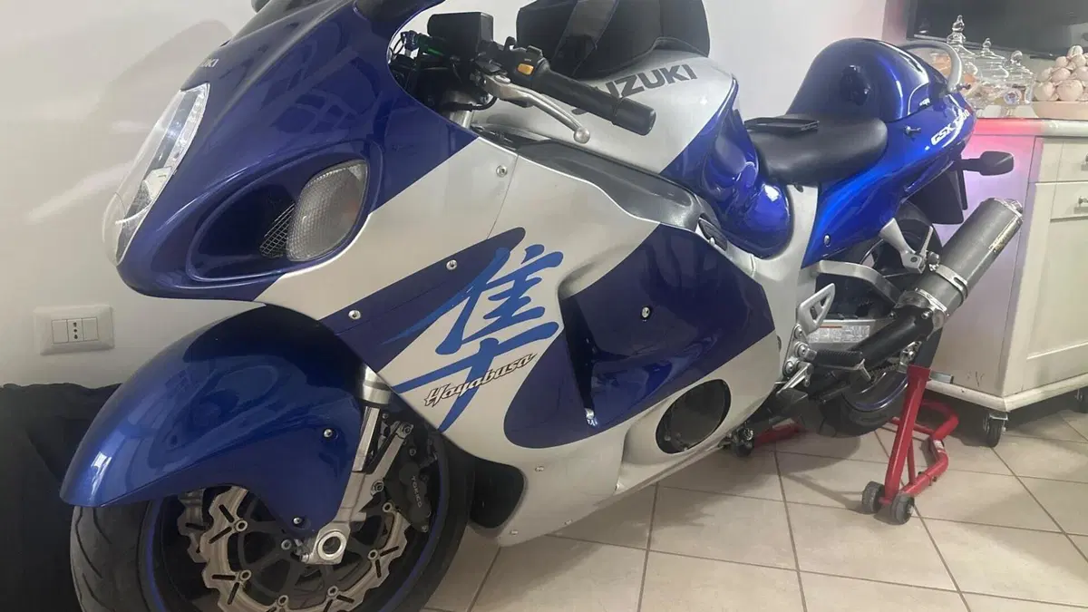 Suzuki GSX 1300 R Hayabusa (1999 - 06) 