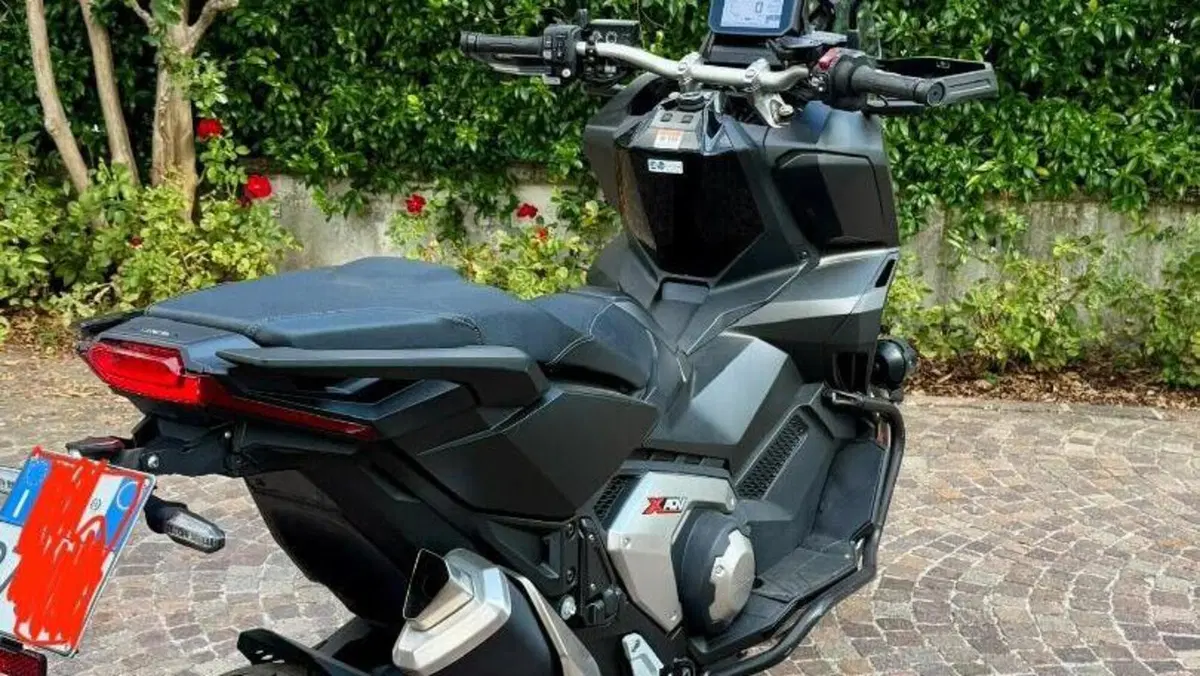 Honda X-ADV 750 DCT (2021 - 24)  (3)