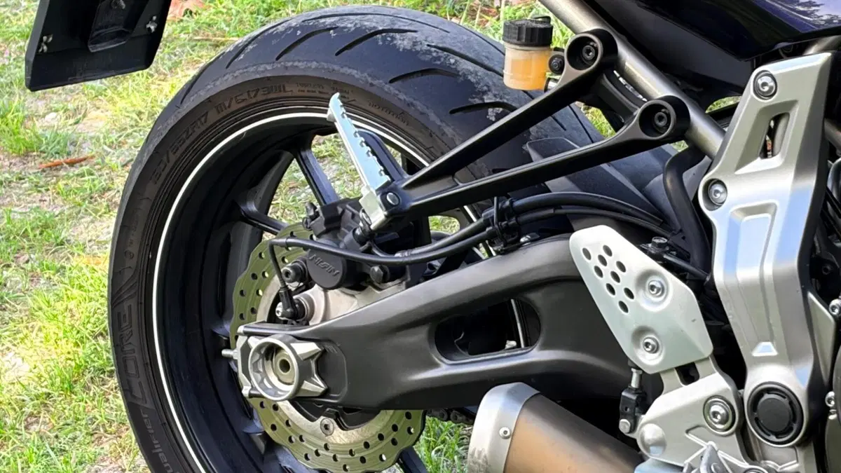 Yamaha MT-07 (2014 - 16)  (4)