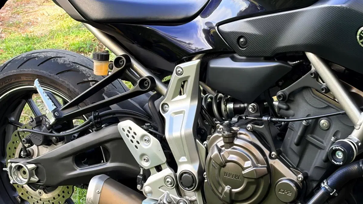 Yamaha MT-07 (2014 - 16)  (6)