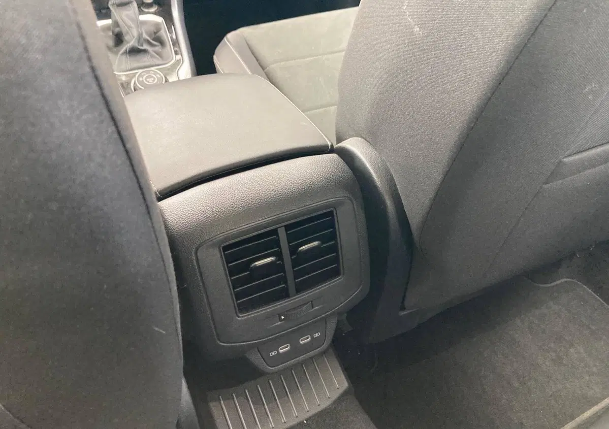 Volkswagen T-Roc 2.0 tdi Style 4motion 150cv dsg (7)