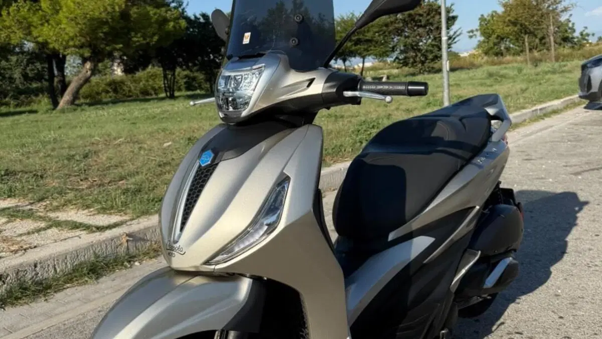 Piaggio Beverly 300 ABS-ASR (2021 - 25) 