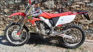 Honda CRF 250R (2008)  (2)