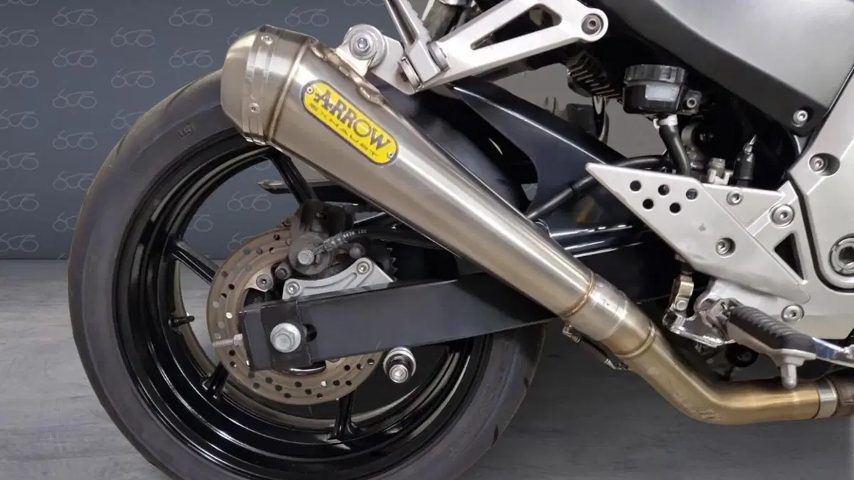 Kawasaki Z 750 (2003 - 06)  (5)